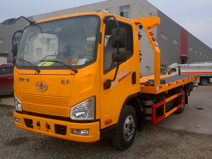 國六解放J6F小型藍(lán)牌清障車