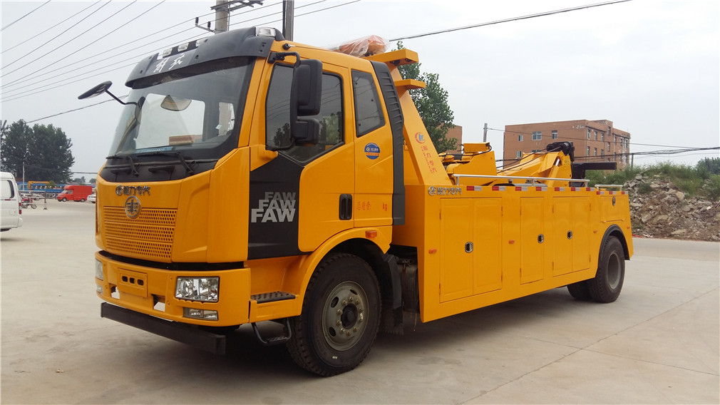 解放J6黃牌大型拖吊清障車19w